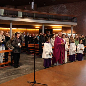 Firmvorstellmesse und Frühschoppen 